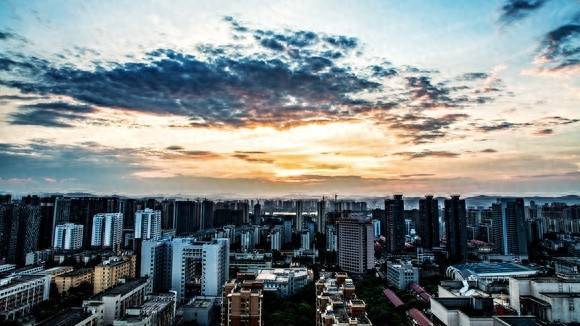 闪牛 消息指中交地产原董事长李永前疑失联